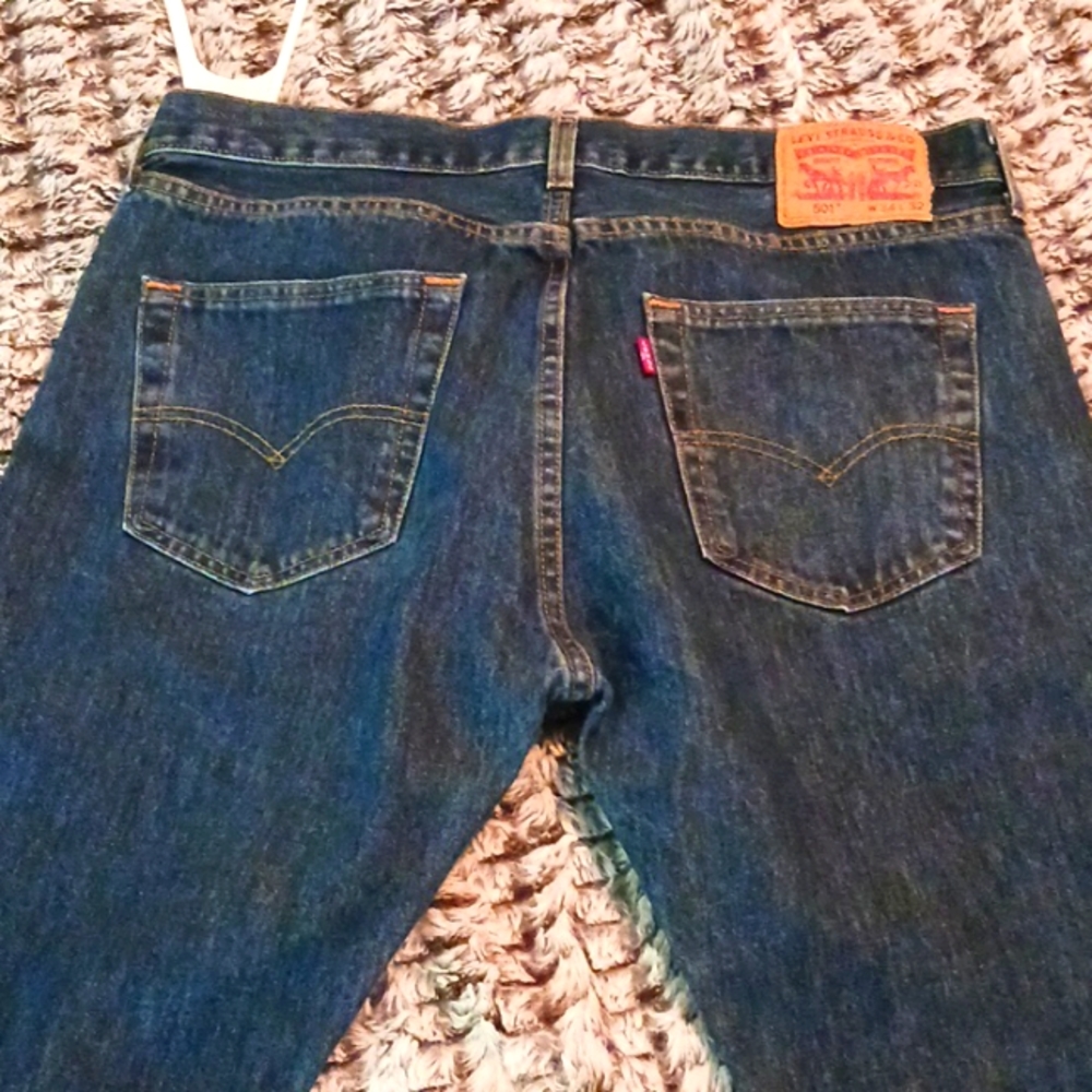 34x34 Levi 501 Original straight fit button fly